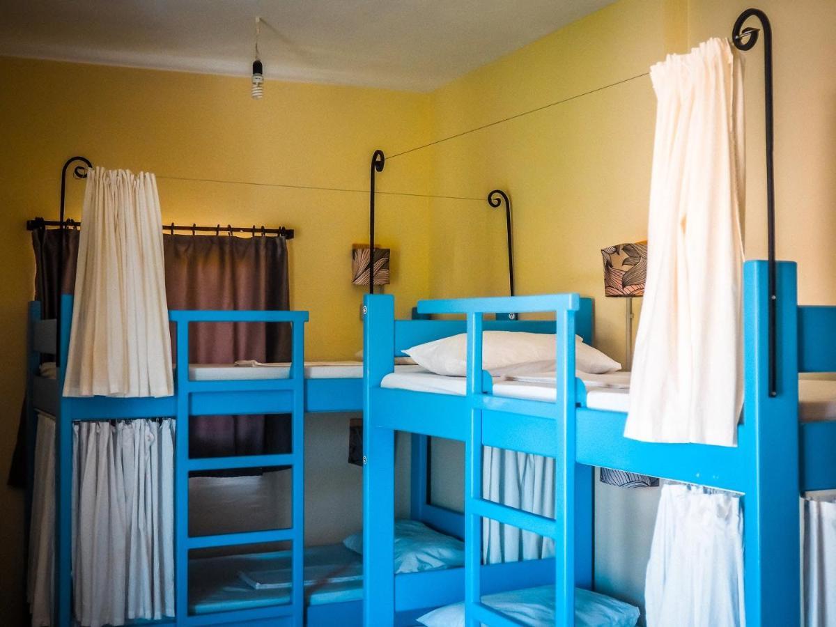 Sun Bakers Hostel Himare Exterior foto